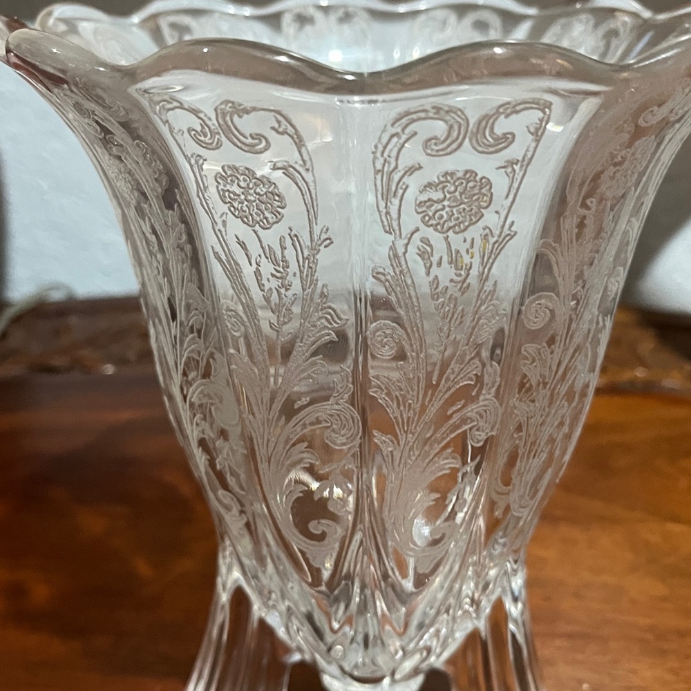 New Martinsville Glass Art Deco Etch 45 Janice Footed Vase Elegant Glass - Picture 6 of 6